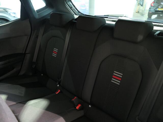 Seat IBIZA 1.0 TSI FR Business Intense *AUTOMAAT* - Navi, camera, sensor v+a, cruise, Apple carplay & Android auto