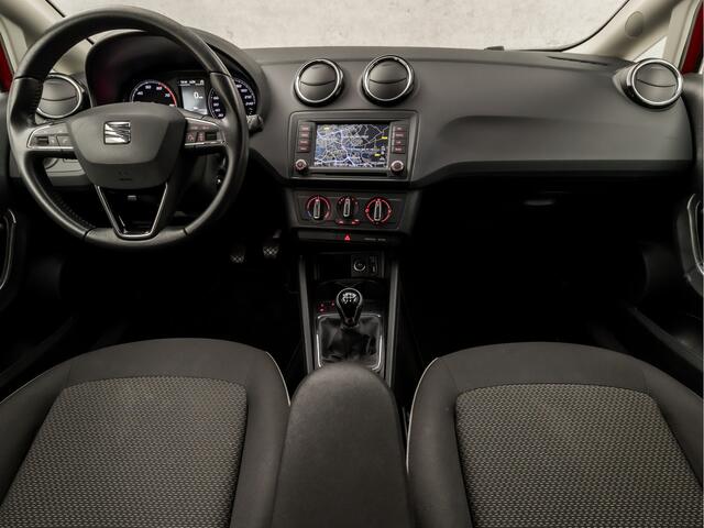 Seat IBIZA 1.0 EcoTSI Sport (APPLE CARPLAY, NAVIGATIE, CRUISE, SPORTSTOELEN, LM VELGEN, PARKEERSENSOREN, NIEUWE APK, NIEUWSTAAT)