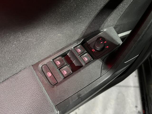 Seat IBIZA 1.0 EcoTSI FR / AUTOMAAT/ PANO/ DIGITAL DASH/ FULL LINK/ LED/ PARK. SENSOREN + CAMERA/ NAVI/ CLIMA/ STOEL VERWARM./ 17" LMV