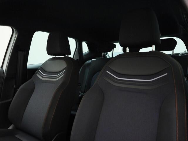 Seat IBIZA 1.0TSI/95PK FR · Navigatie · Apple Car Play · Parkeersensoren · Garantie tot mei 2028 of 80000km.