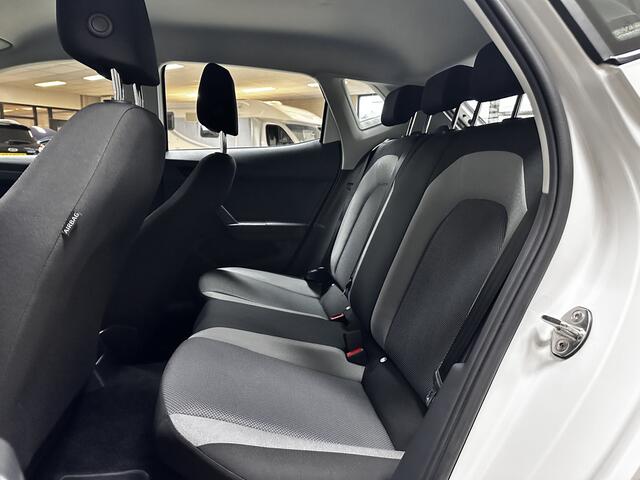 Seat IBIZA 1.0 TSI Style/ Apple + Android/ DAB+/ Clima/ Cruise/ Elek. pakket/ Isofix/ Regensensor/ Bluetooth/ Multi. LEDER. Stuur/ PDC/ Dagrijverl.