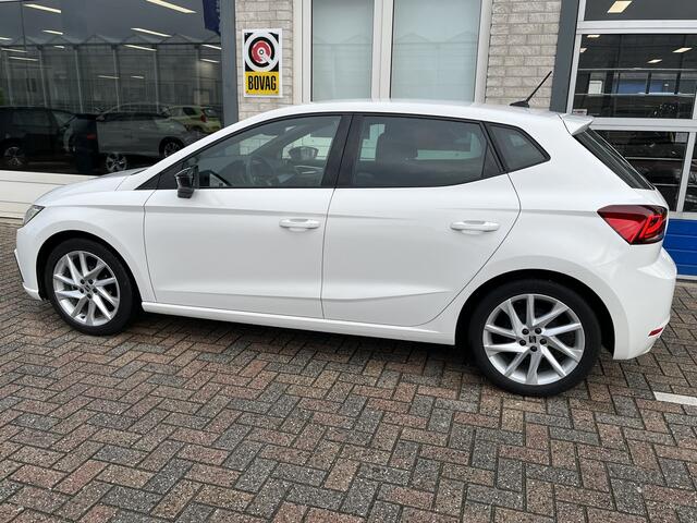 Seat IBIZA 1.0 EcoTSI FR Business Intense / FABRIEKSGARANTIE T/M 2-2027/ FULL LINK/ STOELVERWARM./ PARK.SENSOREN V+A/ CAMERA/ ACC/ DIGITAL DASH/ DAB/ NAVI/ RIJ-MODI/ LANE-ASSIST/ LED/ CLIMA/ ISOFIX/ 17'' LMV