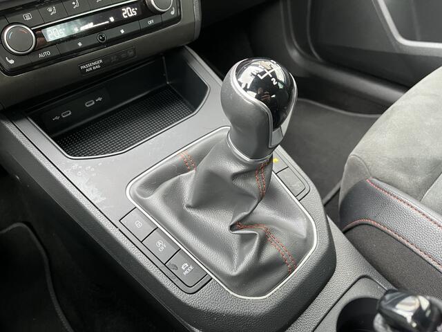 Seat IBIZA 1.0 EcoTSI FR Business Intense / FABRIEKSGARANTIE T/M 2-2027/ FULL LINK/ STOELVERWARM./ PARK.SENSOREN V+A/ CAMERA/ ACC/ DIGITAL DASH/ DAB/ NAVI/ RIJ-MODI/ LANE-ASSIST/ LED/ CLIMA/ ISOFIX/ 17'' LMV