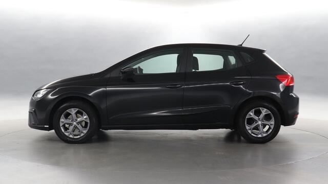 Seat IBIZA 1.0 MPI 80pk Reference / Navigatie via App Commect / Cruise Control