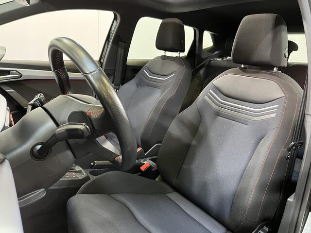 Seat IBIZA 1.0 TSI FR /AUTOMAAT/ PANO/ DIGITAL DASH/ FULL LINK/ LED/ PARK. SENSOREN + CAMERA/ NAVI/ CLIMA/ STOELVERWARM./ 17'' LMV