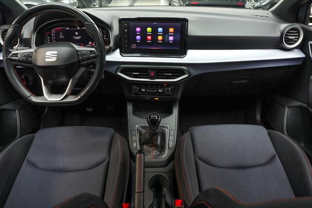 Seat IBIZA 1.0 TSI FR Navi Climate C. Virtual Camera Carplay PDC Zwarte binnenhemel LED LM velgen BTW auto