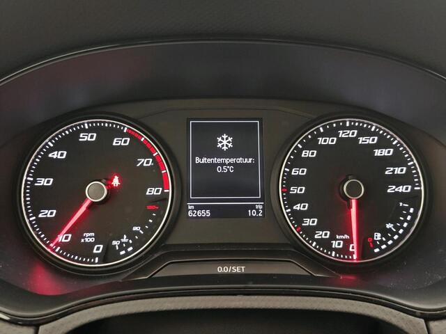 Seat IBIZA 1.0 TSI Style / PARK. SENSOREN/ FULL LINK/ AIRCO/ 15" LMV