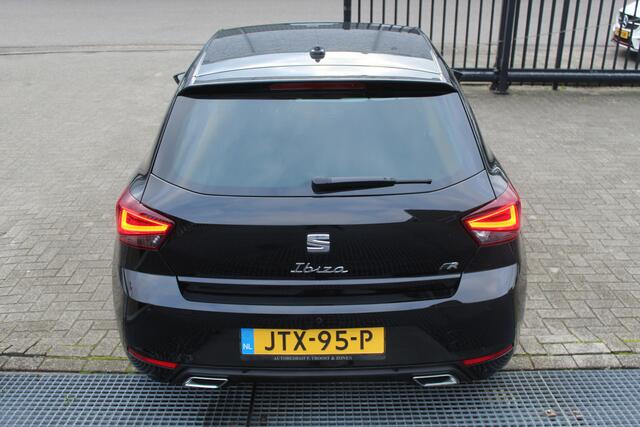 Seat IBIZA 1.0 EcoTSI FR Automaat / Cruise control adaptief / Navigatie / Climate control / Achteruitrijcamera / Stoelverwarming / Parkeersensoren rondom / Digital dashboard / Lane assist /