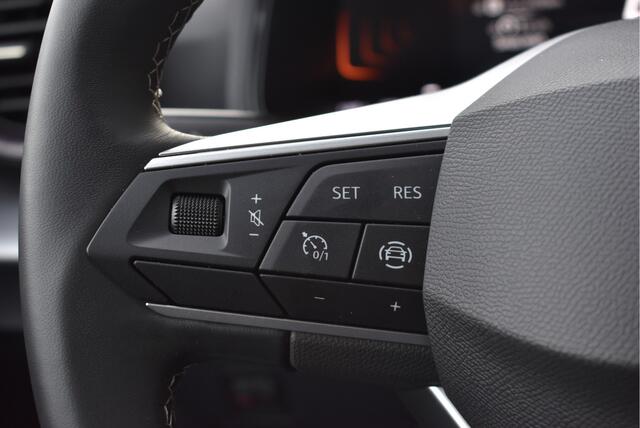 Seat IBIZA 1.0 EcoTSI Style Virtual cockpit, Stoelverwarming, Cruise, Carplay, PDC