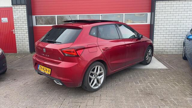 Seat IBIZA 1.0 TSI FR Business Intense PANORAMADAK / CARPLAY / BEATS-AUDIO / CAMERA / KEYLESS / FULL LED / NAVI / CLIMA / PDC / BLUETOOTH / ACC / NL-AUTO