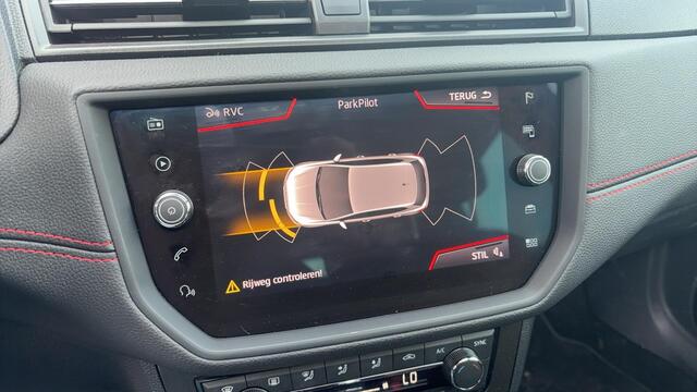 Seat IBIZA 1.0 TSI FR Business Intense PANORAMADAK / CARPLAY / BEATS-AUDIO / CAMERA / KEYLESS / FULL LED / NAVI / CLIMA / PDC / BLUETOOTH / ACC / NL-AUTO