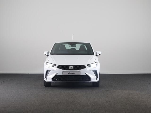 Seat IBIZA 1.0 EcoTSI 95 pk Style | Glacial White Metallic | Apple Carplay | Park Assist | Cruise Control