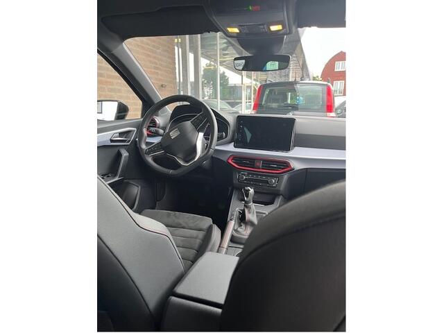 Seat IBIZA 1.0 EcoTSI FR Business Intense | NL-Auto | Vol | Carplay | Camera | Stoelverwarming | Sportstoelen | Full LED