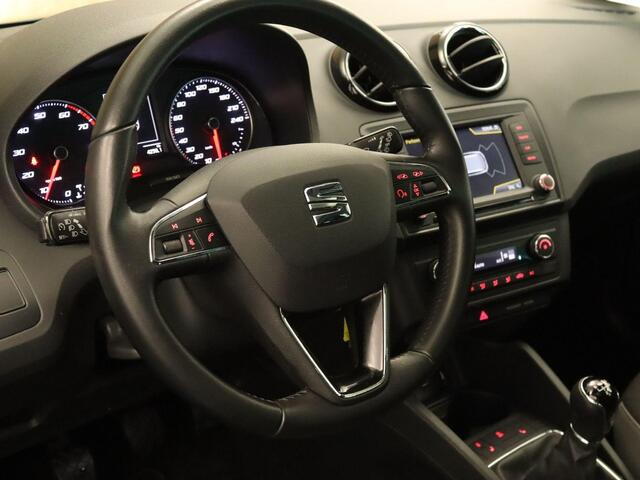 Seat IBIZA ST 1.0 EcoTSI Style Connect - ORIGINEEL NEDERLANDSE AUTO - STOEL VERWARMING - SCHUIF KANTEL DAKJE - PARKEERSENOSREN VOOR EN ACHTER - CRUISE CONTROL - NAVIGATIE - BLUETOOTH