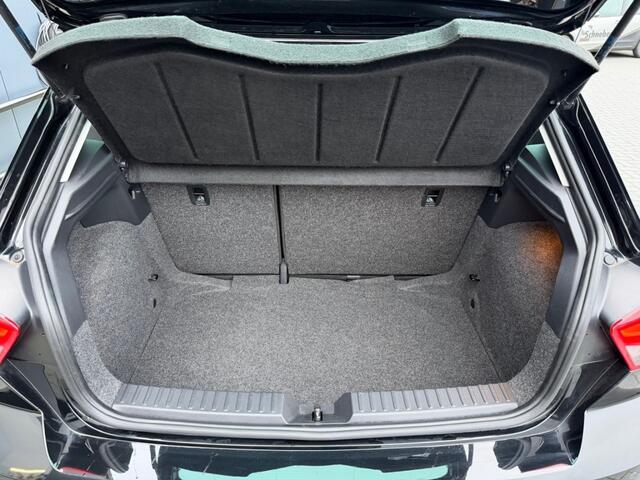 Seat IBIZA 1.0 TSI Style Business Intense / Carplay / Cruisecontrol / Camera / Pdc / Navi