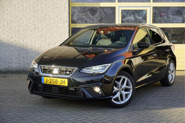 Seat IBIZA 1.0 TSI 5drs FR Business Intense BJ2020 Lmv 17" | Led V+A | Navi | Pdc | Achteruitrijcamera | App-Connect | Virtual cockpit | Dashboard verlichting | Beats Audio | Climate control | Cruise control | Sportstoelen | Zwarte hemel | Extra getint glas