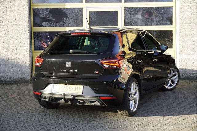 Seat IBIZA 1.0 TSI 5drs FR Business Intense BJ2020 Lmv 17" | Led V+A | Navi | Pdc | Achteruitrijcamera | App-Connect | Virtual cockpit | Dashboard verlichting | Beats Audio | Climate control | Cruise control | Sportstoelen | Zwarte hemel | Extra getint glas