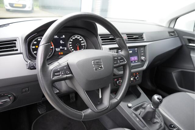 Seat IBIZA 1.0 TSI 5drs Style BJ2021 Pdc | App-Connect | Climate control | Cruise control | Getint glas