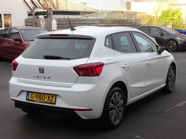 Seat IBIZA 1.0 TSI Excellence Automatische airco, navigatie, digitaal instrumenten paneel, licht metalen velgen, parkeersensoren voor en achter, sport interieur, parelmoer lak, zwarte hemel bekleding, enz.
