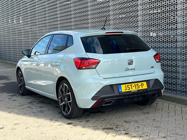 Seat IBIZA 1.0 EcoTSI 95PK FR Business Connect / Panoramadak / Digitale Cockpit / Verwarmde Kuipstoelen / Travel Assist / Achteruitrijcamera