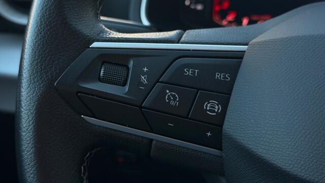 Seat IBIZA 1.0 EcoTSI Style Business Connect, Stoelverwarming, Cruise, Parkeerhulp