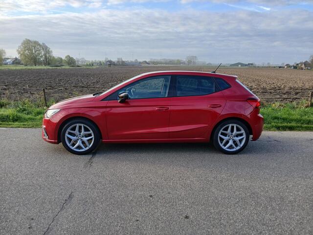 Seat IBIZA 1.0 TSI FR Business Intense + Navigatie + Trekhaak etc.