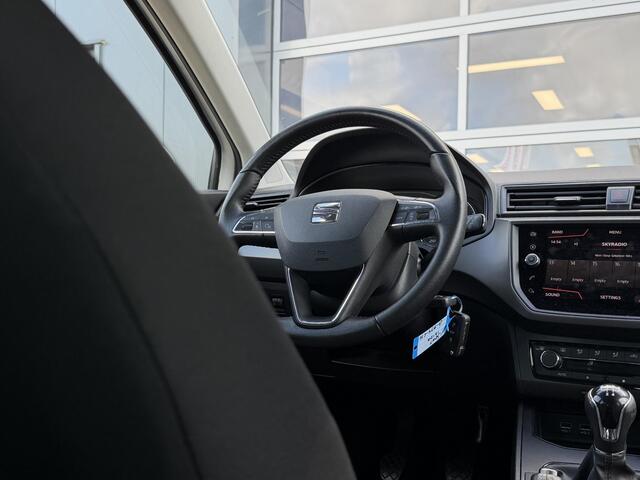 Seat IBIZA 1.0 TSI Style Business Intense - Navigatie - Achteruitrijcamera - Climate Control - Lichtmetalen velgen