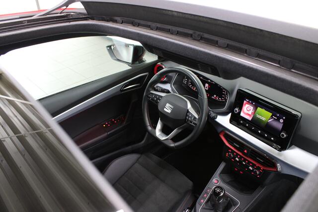 Seat IBIZA 1.0 EcoTSI FR Business Connect Elektrisch glazen schuif-/kanteldak / Beats Audio / Full Led / Stoelverwarming /