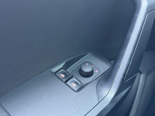 Seat IBIZA 1.0 115pk EcoTSI Style Business Connect Parkeersensoren achter | Airconditioning | App-connect