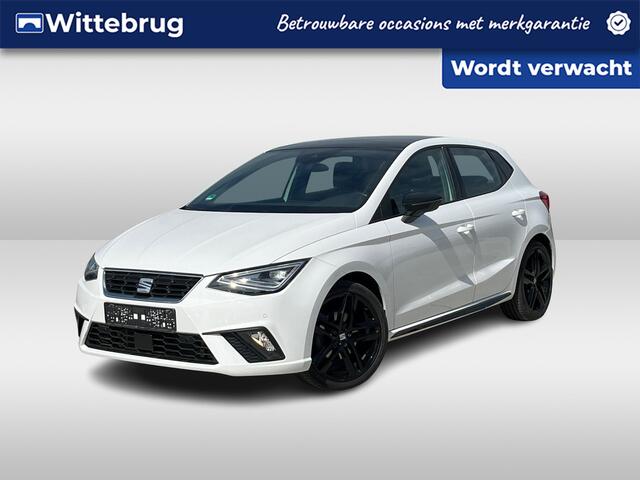 Seat IBIZA 1.5 TSI 150PK FR Pro Black Edition / Panoramadak / Digitale Cockpit / Achteruitrijcamera / Stoelverwarming / LED / Keyless Entry-Go
