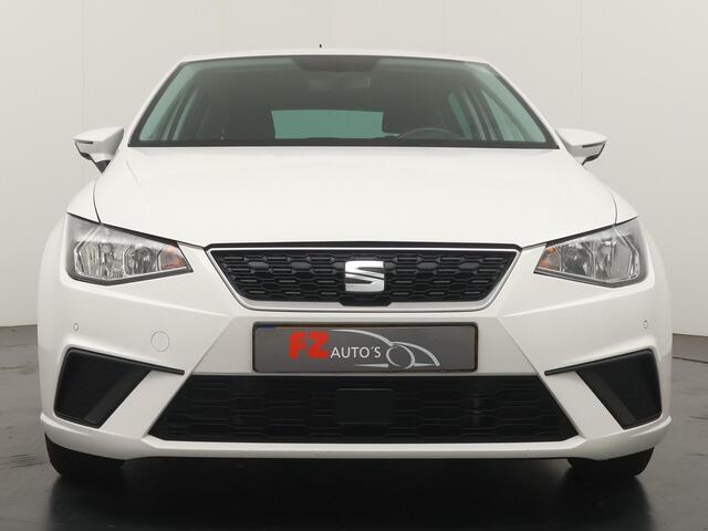 Seat IBIZA 1.0 TSI Style Business Intense - Navigatie - Achteruitrijcamera - Climate Control - Lichtmetalen velgen