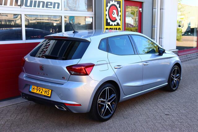 Seat IBIZA 1.0 TSI FR Business Intense O.a: Camera, PDC, Clima, Navi, Cruise, Stoelverw, Etc. All-in prijs!