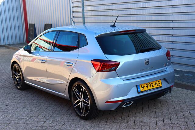 Seat IBIZA 1.0 TSI FR Business Intense O.a: Camera, PDC, Clima, Navi, Cruise, Stoelverw, Etc. All-in prijs!