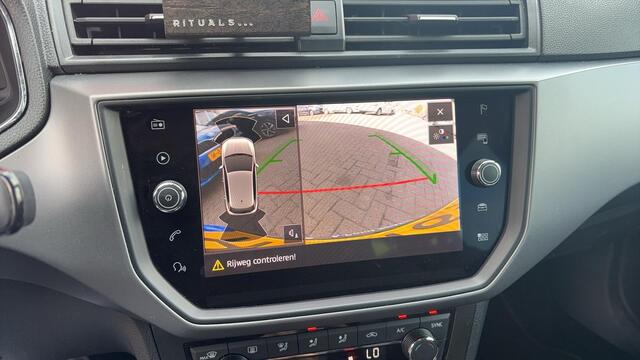 Seat IBIZA 1.0 TSI Style Business Intense AUTOMAAT / BEATS / KEYLESS / FULL LED / CAMERA / CARPLAY / STOELVERW / NAVI / CLIMA / PDC / NL-AUTO