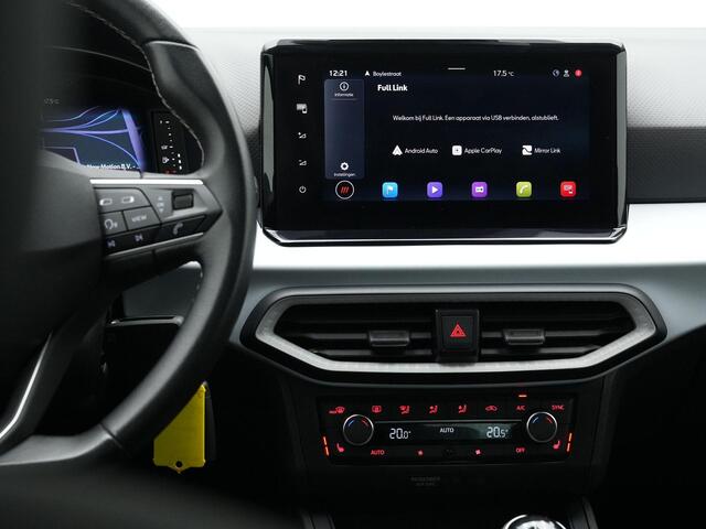 Seat IBIZA 1.0 EcoTSI 95 pk Style Business Intense | Stoelverwarming | Navigatie | Parkeersensoren voor/achter | Carplay | Climatronic 2-zone