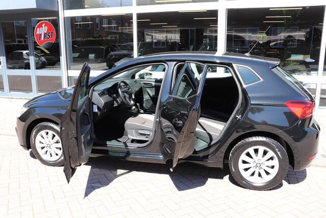 Seat IBIZA 1.0 TSI Excellence DSG Automaat. Climate controle, stoelverwarming.