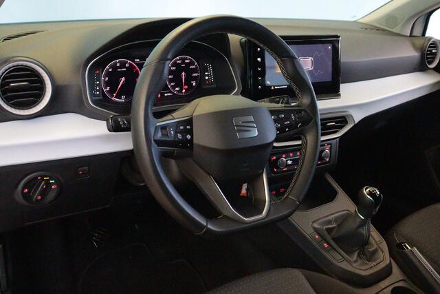 Seat IBIZA 1.0 EcoTSI Style Business Intense 96PK | NAVI | CLIMA | PDC V+A | STOELVERW | CRUISE |