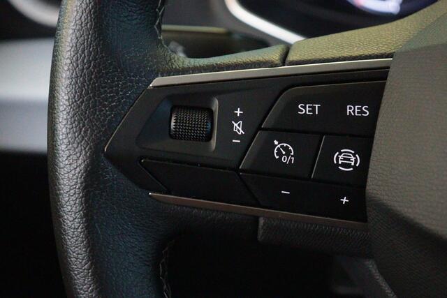 Seat IBIZA 1.0 EcoTSI Style Business Intense 96PK | NAVI | CLIMA | PDC V+A | STOELVERW | CRUISE |