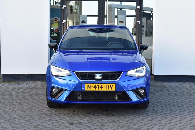 Seat IBIZA 1.0 EcoTSI FR Business Intense SEAT Ibiza 1.0 TSI FR Business Intense 18" lichtmetalen velgen, Full led, Navigatie professional, digital cockpit, camera, parkeersensoren (voor en achter), privacy glas, multifunctioneel stuurwiel, cruise control, LED dagri