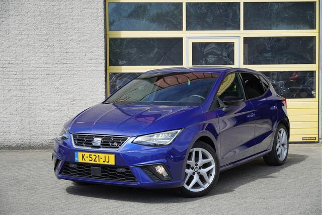 Seat IBIZA 1.0 TSI 5drs FR Business Intense Plus BJ2020 Lmv 17" | Led V+A | Pdc | Achteruitrijcamera | App-Connect | Navi | Virtual cockpit | Dashboard verlichting | Climate control | Cruise control | Sportstoelen | Sportstuur | Verwarmde voorstoelen | Zwarte hemel