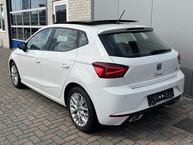 Seat IBIZA 1.0 EcoTSI FR / AUTOMAAT/ PANO/ ACC/ PARKEER SENSOREN V+A/ CAMERA/ STOELVERWARMING/ FULL LINK/ DIGITAL DASH/ RIJ-MODI/ NAVI/ DAB/ CLIMA/ 16'' LMV