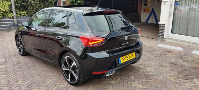 Seat IBIZA 1.0 TSI FR Plus , Navi , Keyless , Ecc , Camera , Schuif-kanteldak