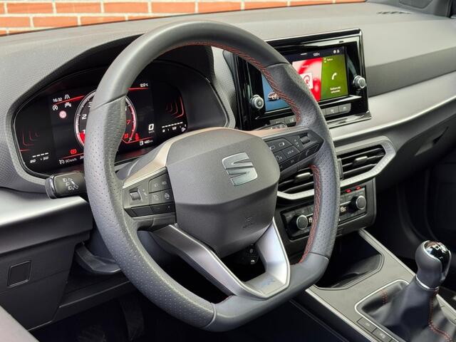 Seat IBIZA 1.0 EcoTSI FR Anniversary CARPLAY PDC LED KUIPSTOELEN