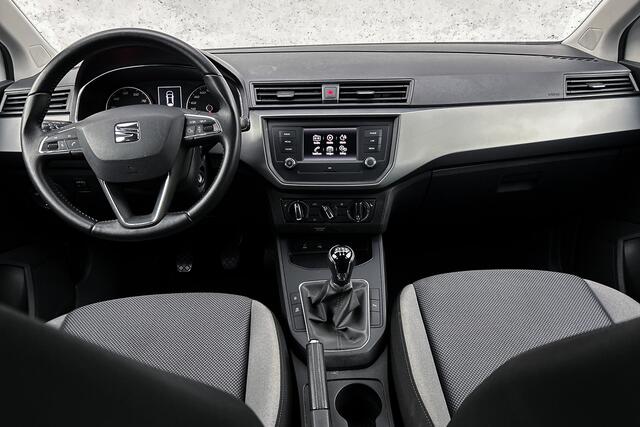 Seat IBIZA 1.0 TSI Style Business Intense | Navigatie | Parkeersensoren | Cruise control | Airco
