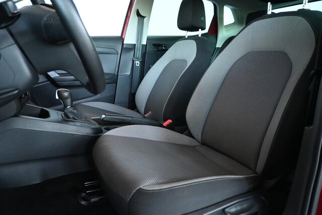Seat IBIZA 1.0 TSI Automaat FR Business Intense CarPlay Led Cruise Airco Stoelverwarming Inruil Mogelijk!