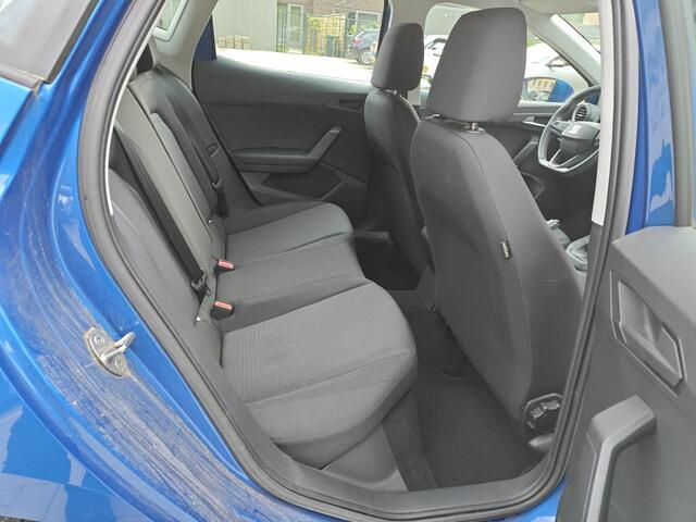 Seat IBIZA 1.0 EcoTSI 95pk Style / App. Connect / Climate Controle / Parkeersensoren Achterzijde / 15''LMV