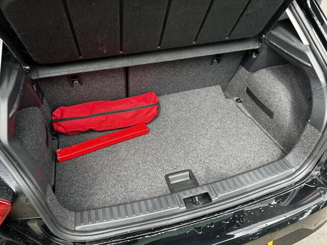 Seat IBIZA 1.0 EcoTSI Style Business Intense CARPLAY | PARKEERSENSOREN | STOELVERWARMING