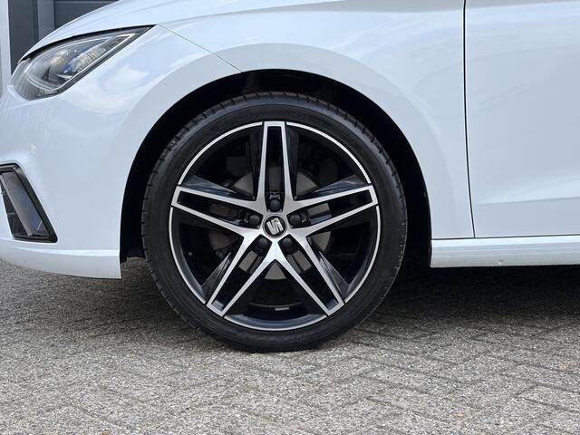 Seat IBIZA 1.0 TSI FR Business Intense | Pano | LED | Parkeer sensor | Draadloos opladen |