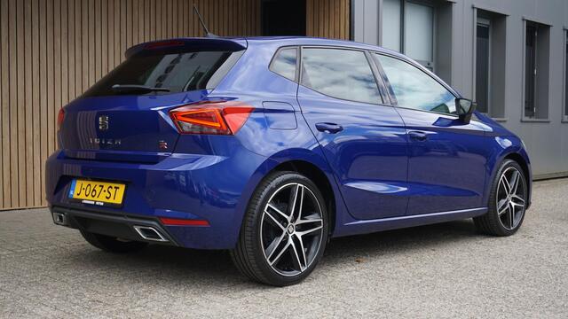 Seat IBIZA 1.0 TSI 95PK 5Drs FR Limited Edition Beats Virtual Leder/Alcantara Keyless 18inch LM 60970km! *NL auto* 1e eigenaar!