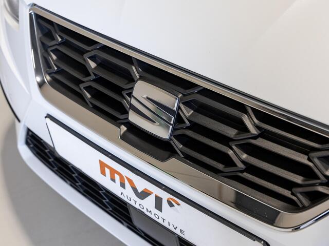 Seat IBIZA 1.5 TSI FR Business Intense Plus / 150pk / Panorama dak / Achteruitrijcamera / Stoelverwarming / Airco / Klimaatregeling / Apple carplay /
